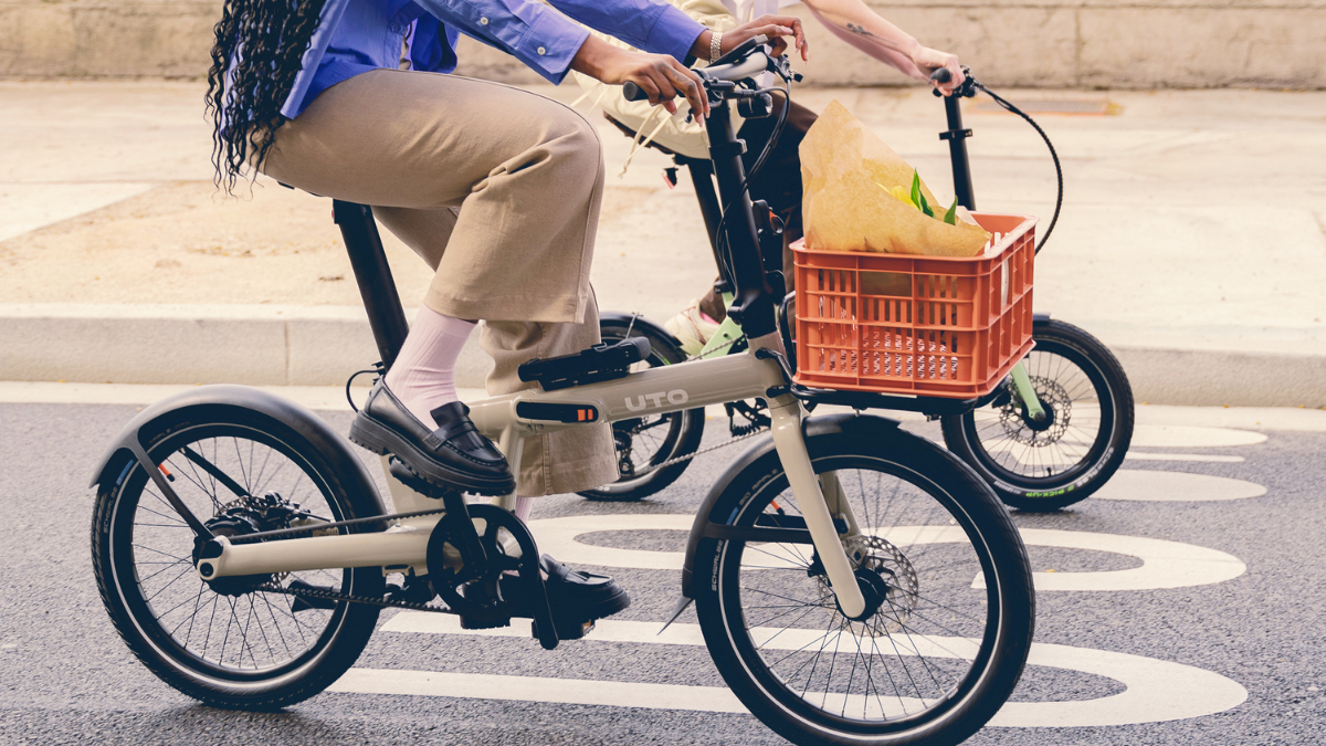 Moteur roue arrière, courroie et boîte de vitesses automatique : quels avantages ?